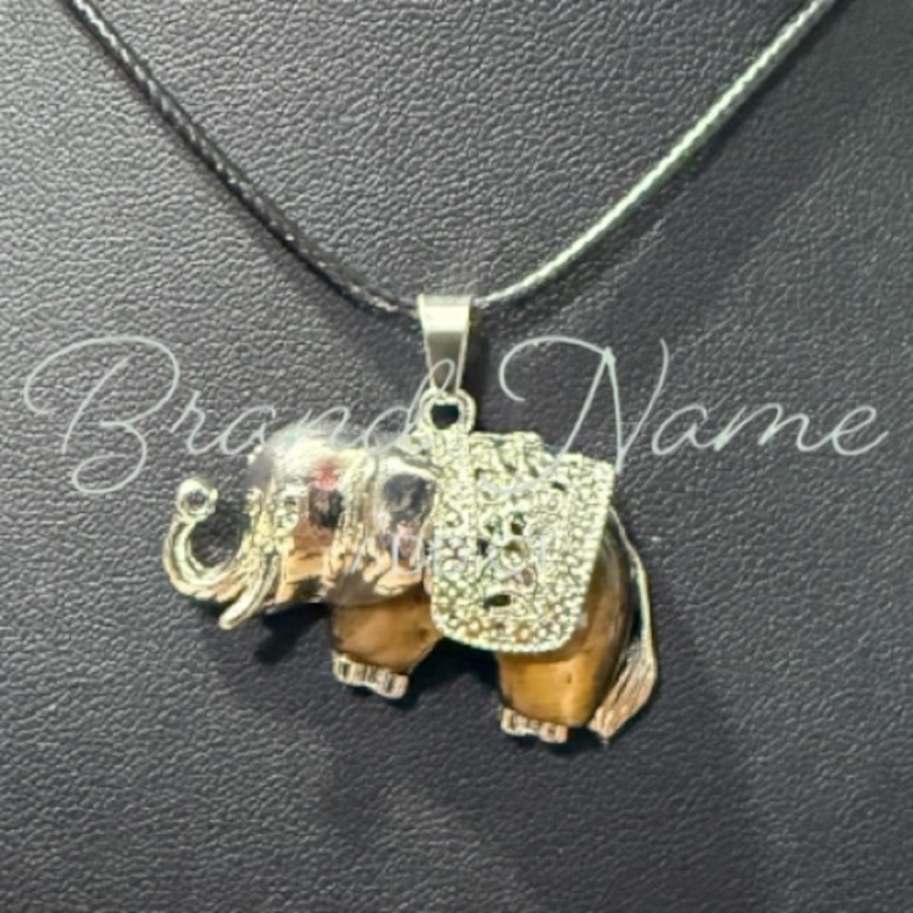 PRICE IS FIRM - Tiger’s Eye Silver Toned Elephant Necklace